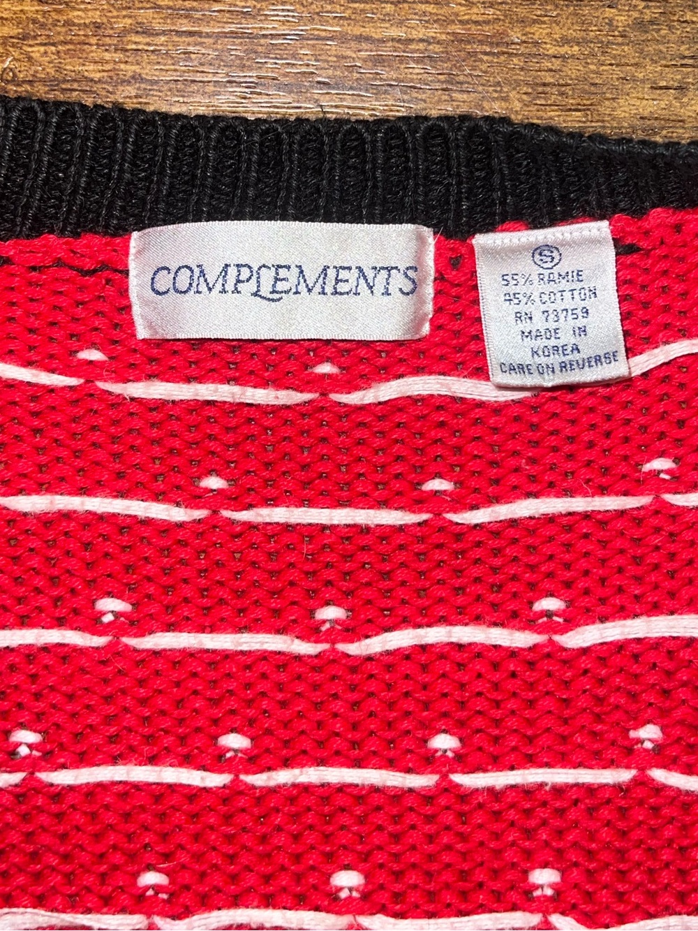 Vintage Chunky Knit Ramie Blend Cardigan Red Sweater Geometric 80’s Retro Size S - Picture 10 of 12